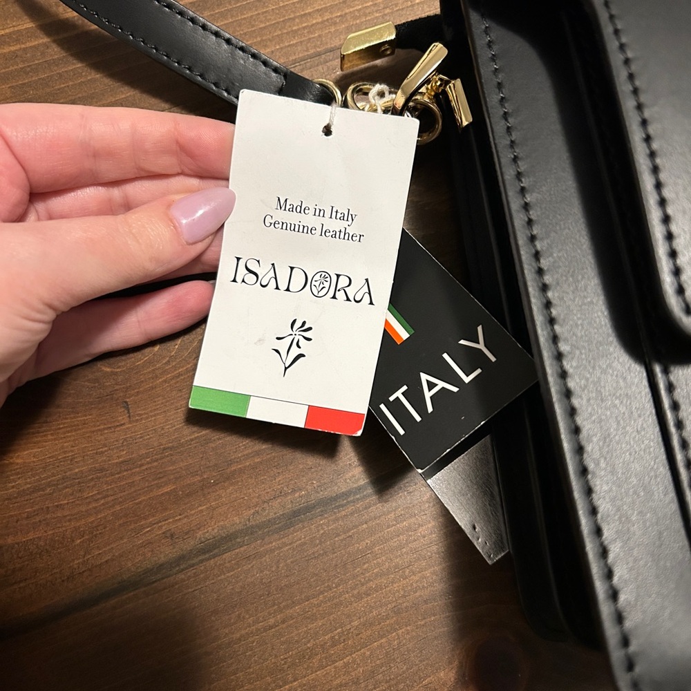 NWT Isadora Genuine Leather Purse/ Made in Italy - Picture 2 of 10